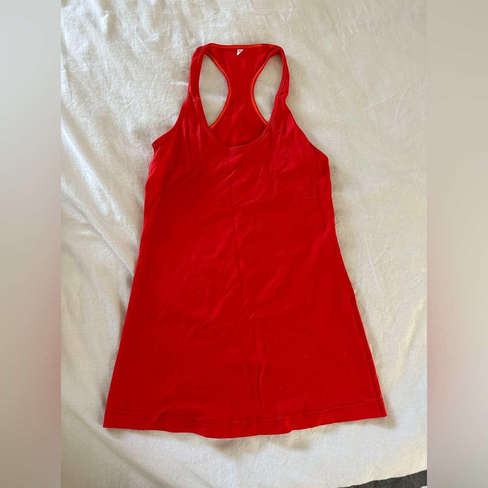 Lululemon size 6